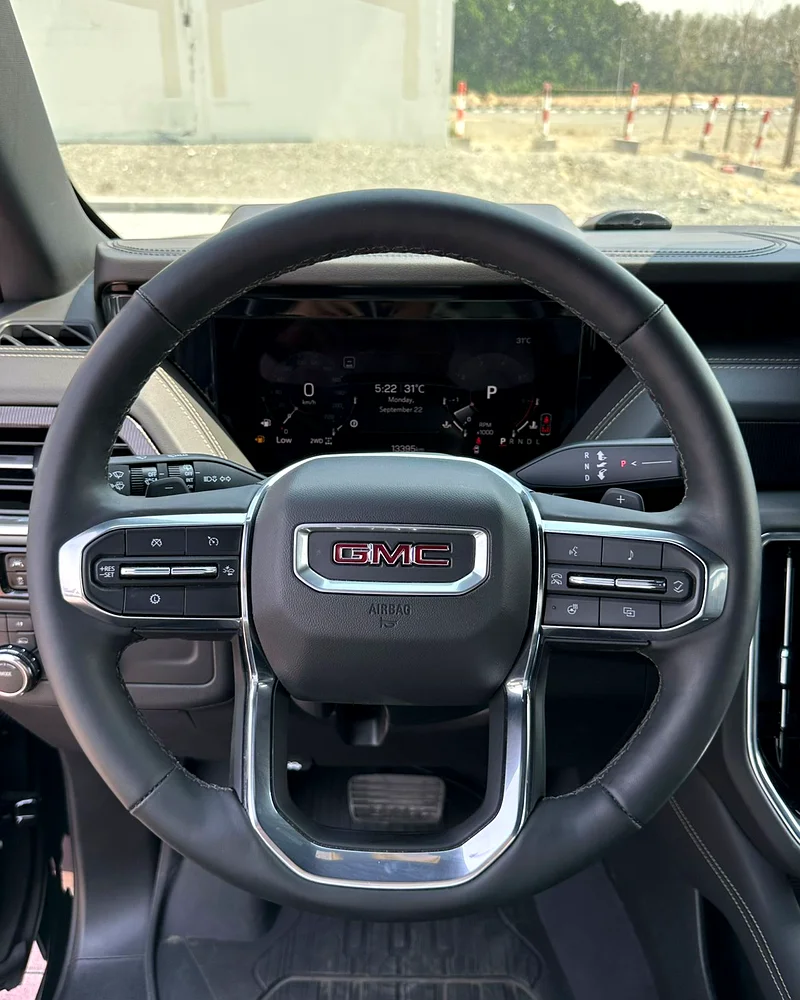 GMC Yukon 2025