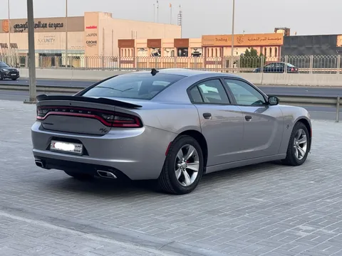 Dodge Charger SE 2016