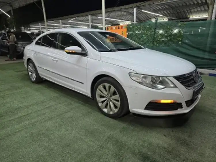 volkswagen passat image Volkswagen Passat 2.0 Sedan 2012
