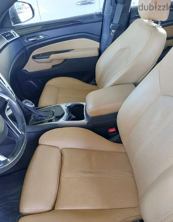 كاديلاك SRX 2014