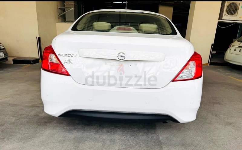 Nissan Sunny 2021