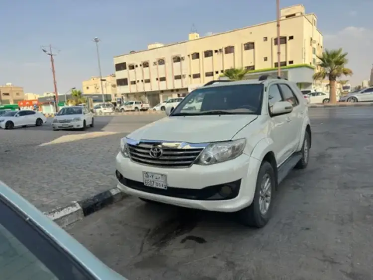 toyota toyota-fortuner image Toyota Fortuner 2.7L (4X4) 2008