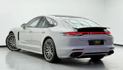 Porsche Panamera 3.0L Base 2021
