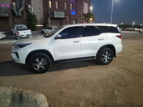Toyota Fortuner 2022