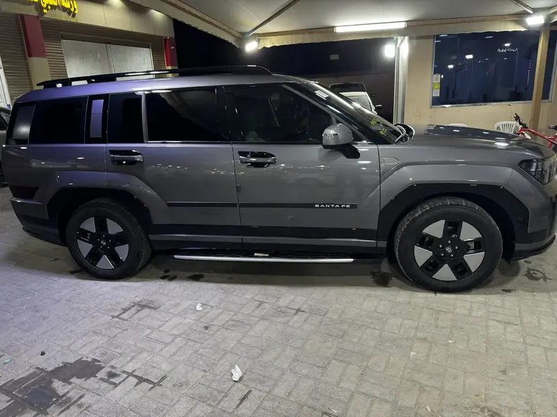 Discover undefined undefined Exterior Interior Images.Find all aspects and details of cars.