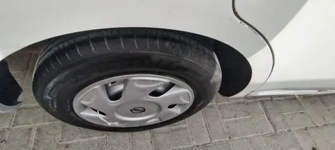 Nissan Sunny 1.5 Mid 2013