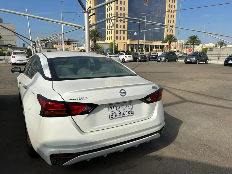 Nissan Altima 2022