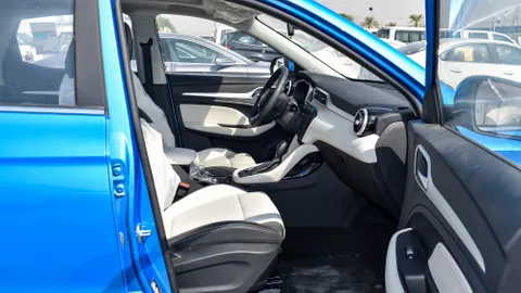 New MG ZS 1.5L LUX 2025