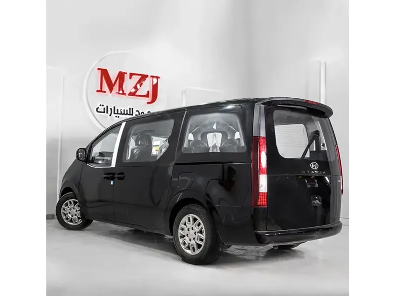 Hyundai Staria 2025