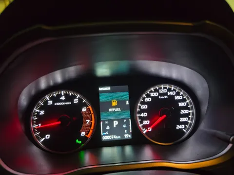 Discover undefined undefined Exterior Interior Images.Find all aspects and details of cars.