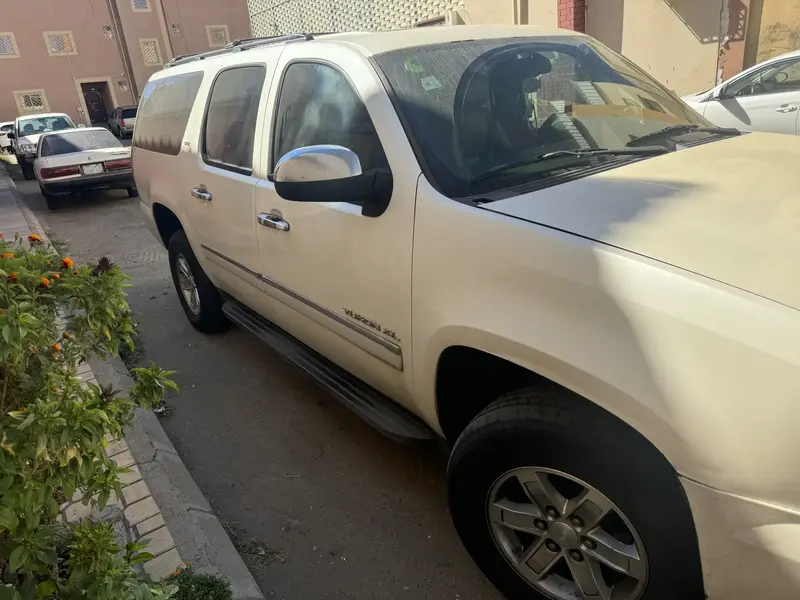 Discover undefined undefined Exterior Interior Images.Find all aspects and details of cars.