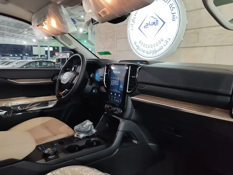 Ford EVEREST 2025