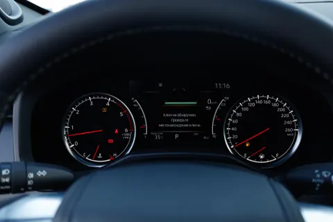 Discover undefined undefined Exterior Interior Images.Find all aspects and details of cars.