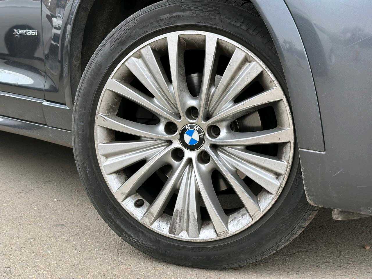 بي أم دبليو X4 2017