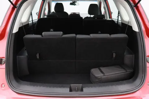 Discover undefined undefined Exterior Interior Images.Find all aspects and details of cars.