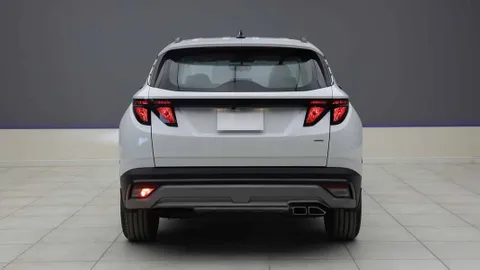 Discover undefined undefined Exterior Interior Images.Find all aspects and details of cars.