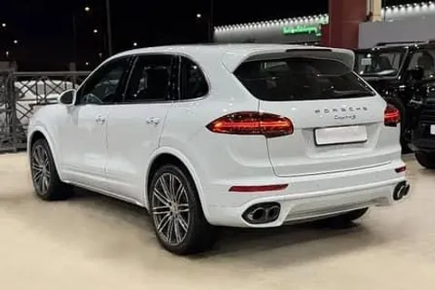 Discover undefined undefined Exterior Interior Images.Find all aspects and details of cars.