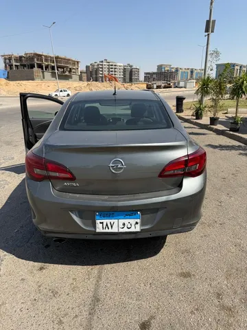 Opel Astra Turbo 2021