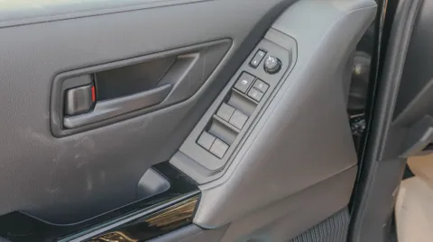 New Toyota Land Cruiser 5 Door 4.0L 2024