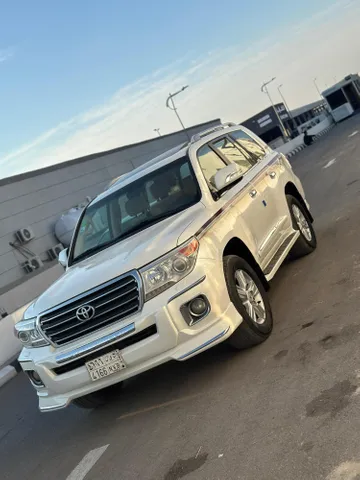Toyota Land Cruiser 2013
