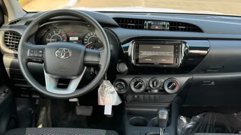 New Toyota Hilux 2.4L S GLX Double Cab DSL A/T 4x4  2024
