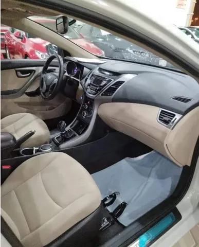 Discover undefined undefined Exterior Interior Images.Find all aspects and details of cars.