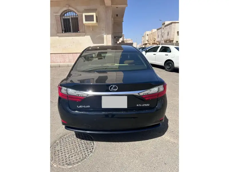 Lexus ES 2018