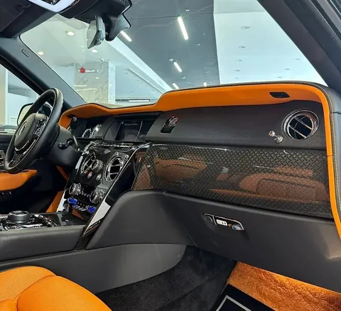 Discover undefined undefined Exterior Interior Images.Find all aspects and details of cars.