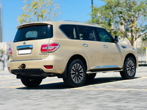 Nissan Patrol 5.6L SE 2016