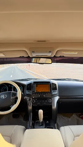 Discover undefined undefined Exterior Interior Images.Find all aspects and details of cars.