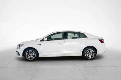 Discover undefined undefined Exterior Interior Images.Find all aspects and details of cars.