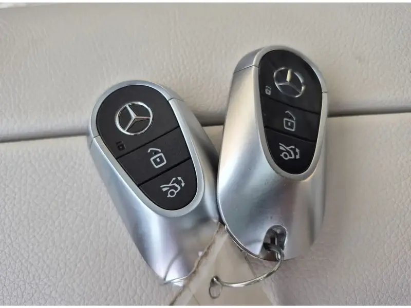 Discover undefined undefined Exterior Interior Images.Find all aspects and details of cars.
