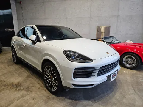 Discover undefined undefined Exterior Interior Images.Find all aspects and details of cars.