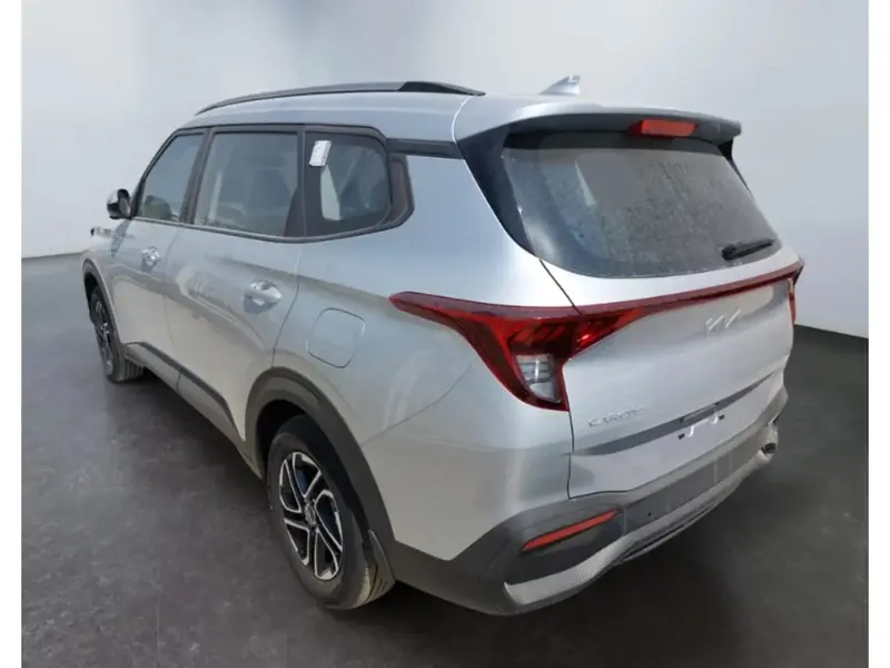 Discover undefined undefined Exterior Interior Images.Find all aspects and details of cars.