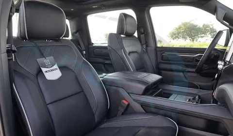 Discover undefined undefined Exterior Interior Images.Find all aspects and details of cars.