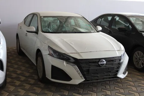 New Nissan Altima 2023