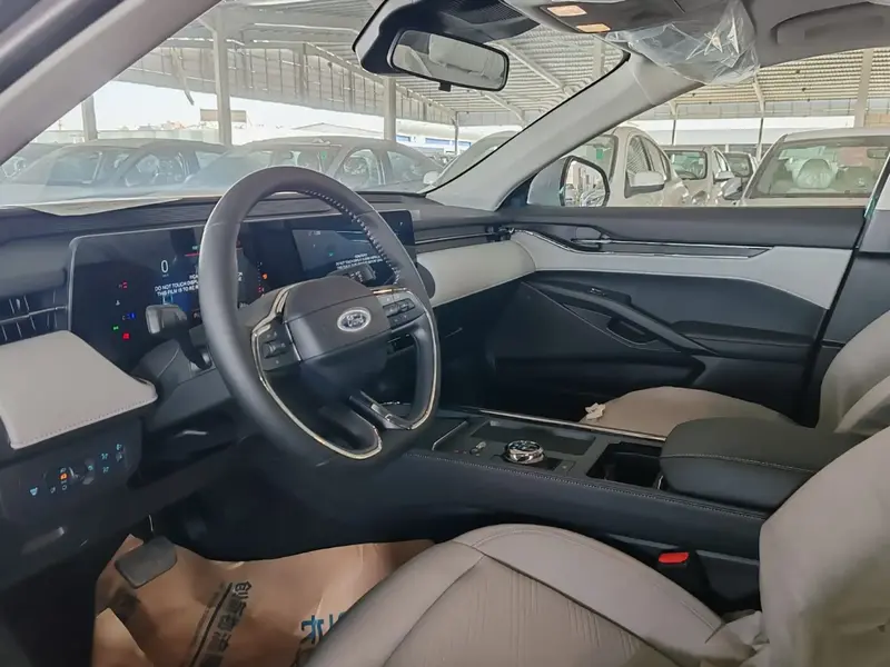 Ford Taurus 2025