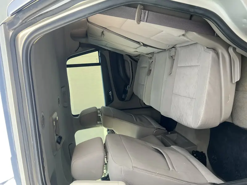 Discover undefined undefined Exterior Interior Images.Find all aspects and details of cars.