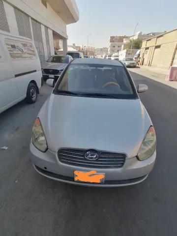 استكشف undefined undefined الصور الخارجية والداخلية. اكتشف جميع جوانب وتفاصيل السيارات.