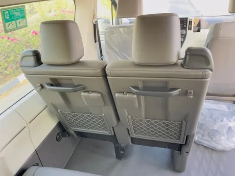 New Toyota Hiace 3.5L Commuter GL 13 seater A/T 2024