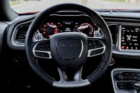 Discover undefined undefined Exterior Interior Images.Find all aspects and details of cars.
