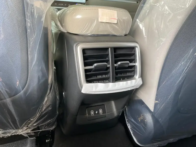 KIA K5 2025