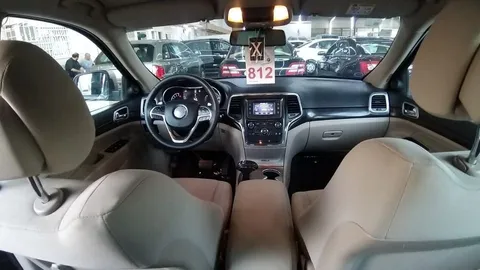 Discover undefined undefined Exterior Interior Images.Find all aspects and details of cars.