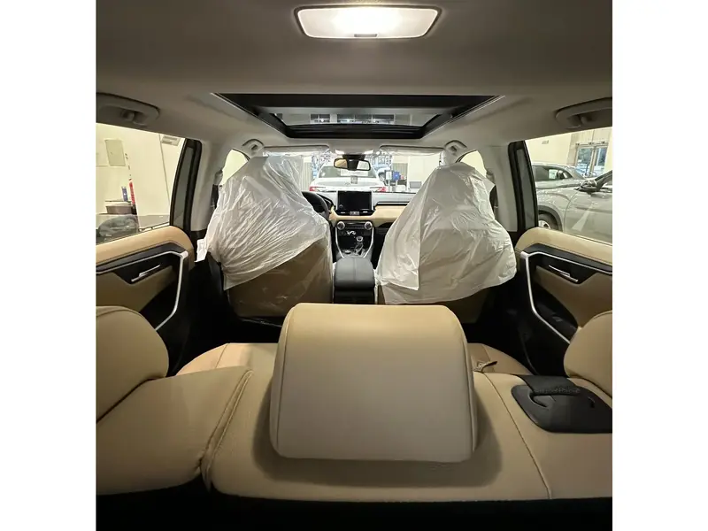 Toyota RAV4 2025