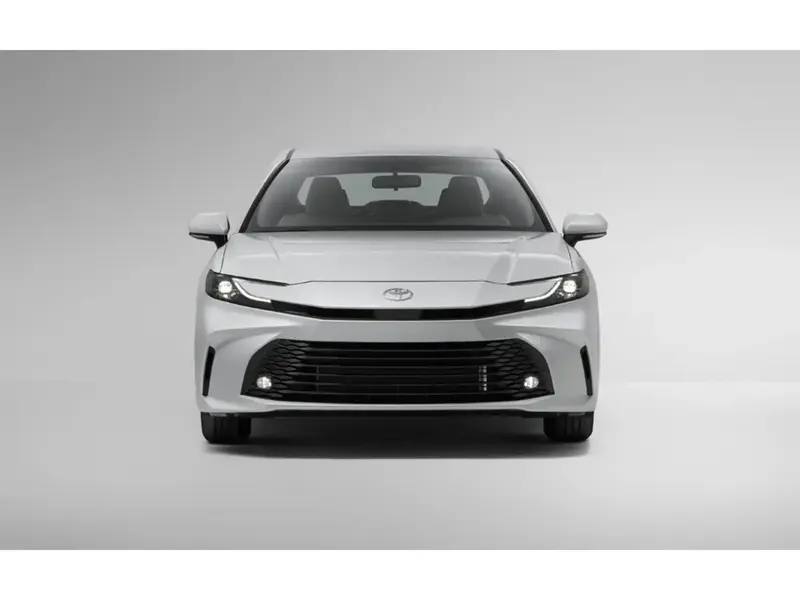 Toyota Camry 2025