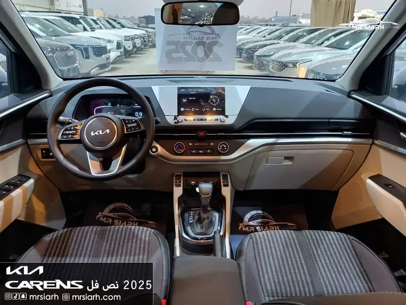 KIA Carens 2025