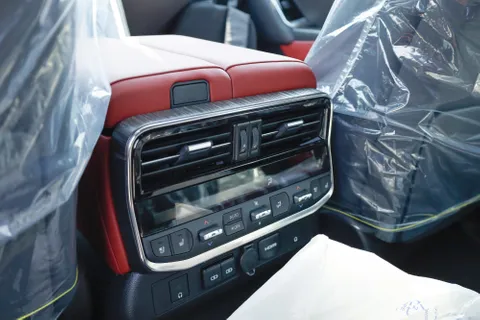 New Toyota Land Cruiser 3.5T GR-Sport 2025