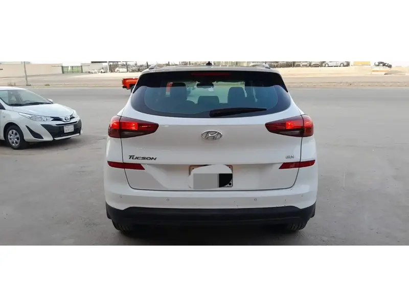 Discover undefined undefined Exterior Interior Images.Find all aspects and details of cars.