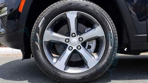 New Jeep Cherokee 2024