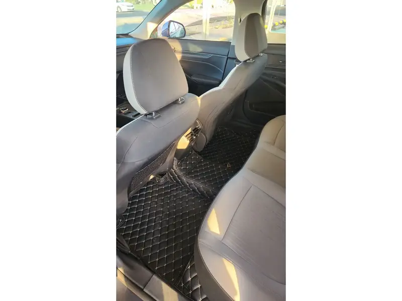 Discover undefined undefined Exterior Interior Images.Find all aspects and details of cars.